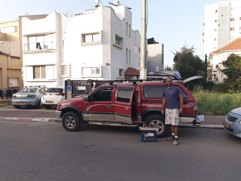 אדיר בשירותי אינסטלציה