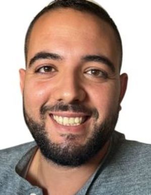 נועם