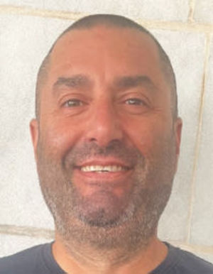 אבי