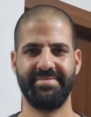 אפי